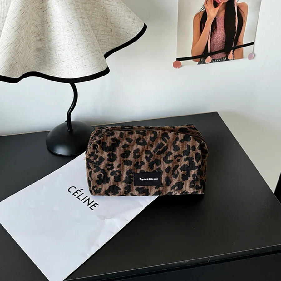 petite trousse de maquillage à imprimé léopard, grande capacité, pochette cosmétique, porte-rouge à lèvres, organiseur pour femmes, étui de beauté portable pour les voyages