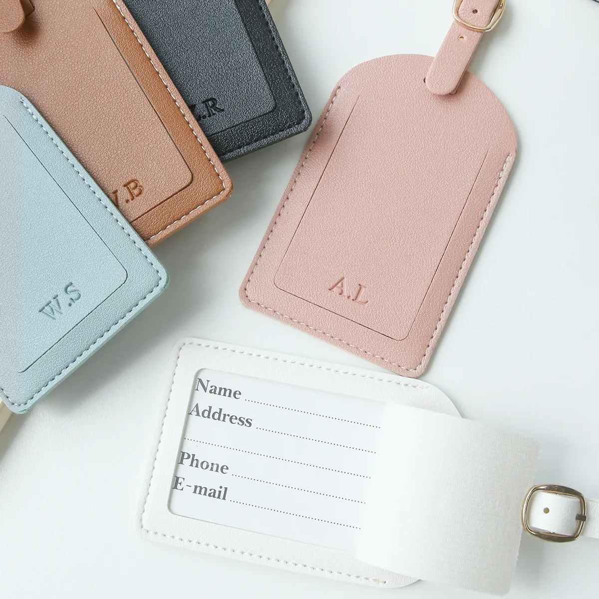 étiquette de bagage en cuir personnalisée avec initiales en relief, boucle réglable, couvercle rabattable pour la confidentialité, étiquette de voyage anti-perte pour valise