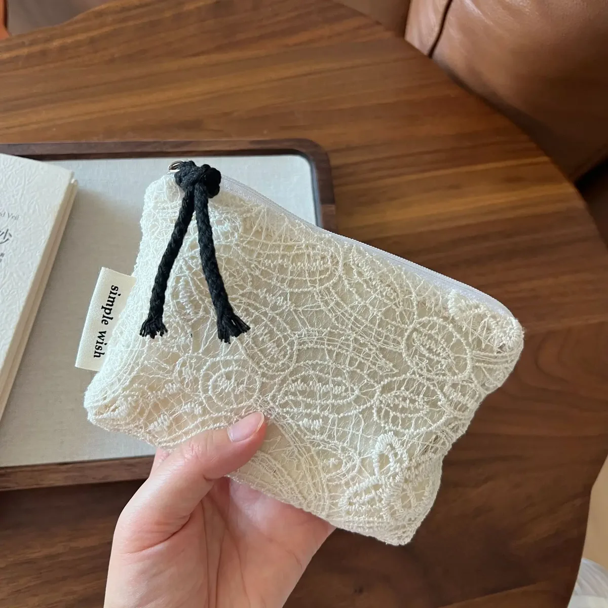 Mini trousse de maquillage rétro en dentelle brodée, porte-monnaie à fermeture éclair, petit organisateur de cosmétiques, pochette pour serviettes hygiéniques, porte-cartes