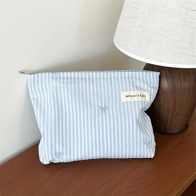 trousse à cosmétiques à nœud rayé bleu clair, organisateur de maquillage de voyage pour femmes avec fermeture éclair, pochette de toilette multi-usage