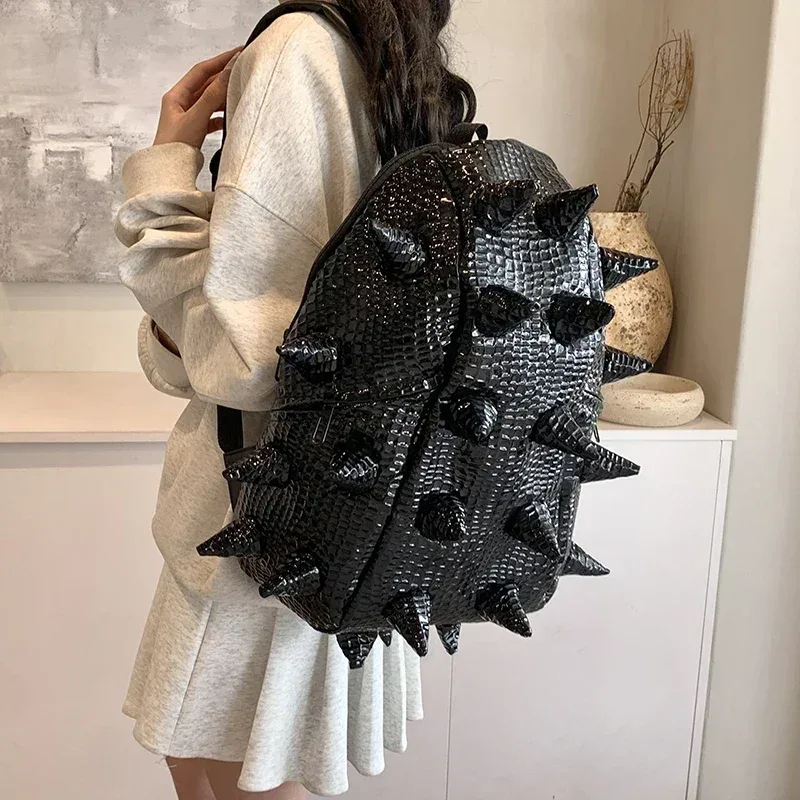 sacs à dos en pu en forme de hérisson, grande capacité, haute qualité, design unique, personnalité, unisexe, nouveau style à la mode 2024