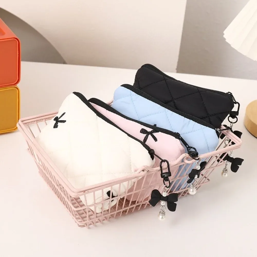 sac de maquillage en coton matelassé, sac de rangement pour serviettes hygiéniques, coquette à nœud, pochette pour écouteurs de rouge à lèvres de grande capacité