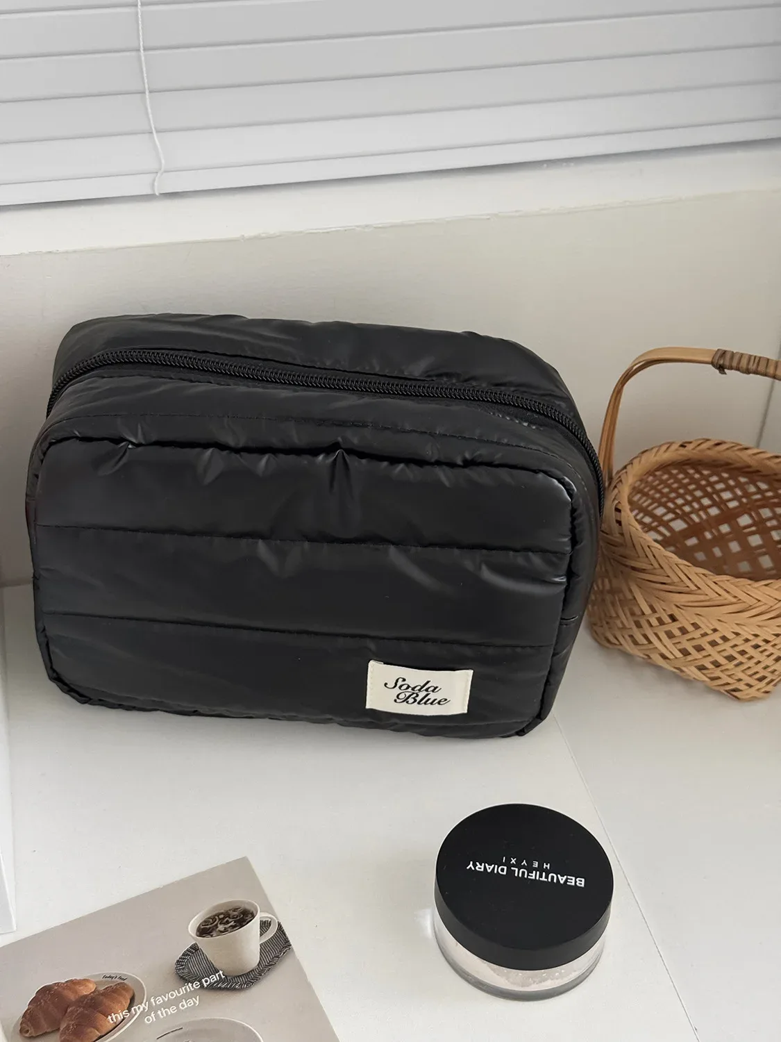 nouvelle trousse de rangement portable brillante effet nacre pour soins de la peau, série lazy line, sac organisateur de maquillage rectangulaire étanche