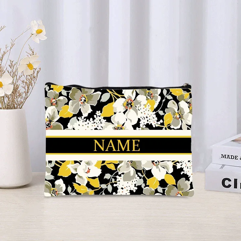 pochette de maquillage personnalisée de luxe avec nom floral, pochette de maquillage personnalisée, organisateur de rouge à lèvres de voyage, pochette de maquillage tendance, sac à main en toile
