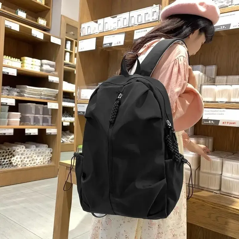 sac à dos de voyage léger au design simple, grande capacité, idéal pour les étudiants et les activités sportives