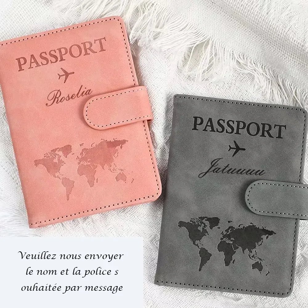 Protège-passeport Personnalisé avec Nom pour Couples, Étui en Cuir PU pour Passeport, Cartes d'identité et Bancaires, Accessoires de Voyage, Porte-passeport sur Mesure, Cadeau de Voyage, Organiseur de Documents