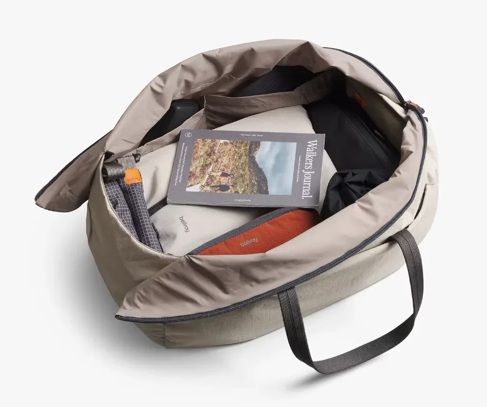 sac de voyage léger bellroy lite duffel 40l, sac de sport à double fermeture éclair, sac de voyage de grande capacité, sac à main pour les trajets quotidiens.