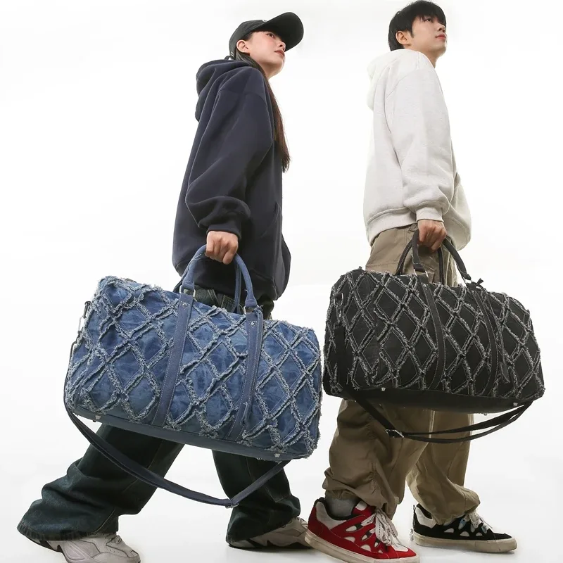 sac de sport en denim sac de voyage tendance sac à bandoulière unisexe sac de sport décontracté avec un design déchiré unique grande capacité utilisation polyvalente