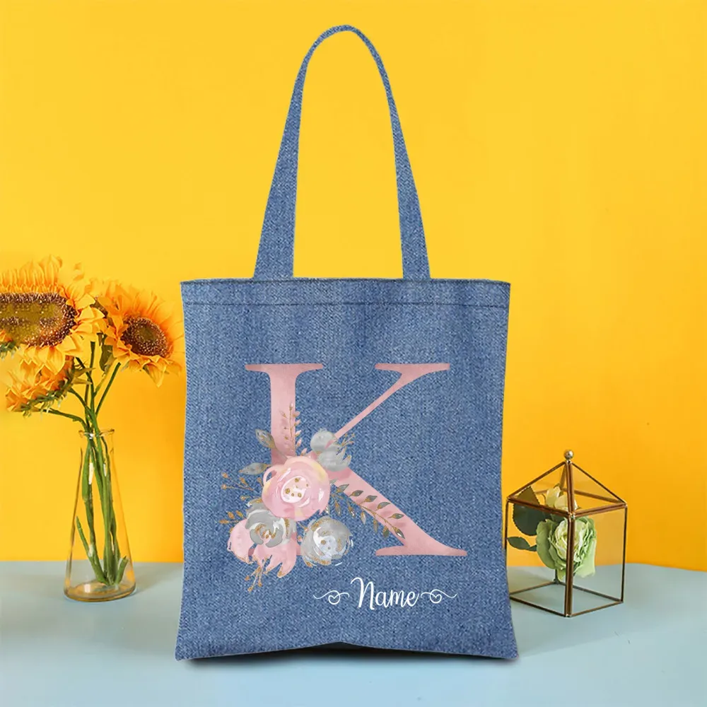 sac fourre-tout en denim personnalisé avec lettre avec nom, sac à main pour mariage, enterrement de vie de jeune fille, sacs de demoiselle d'honneur, sac à bandoulière de voyage, cadeau pour elle