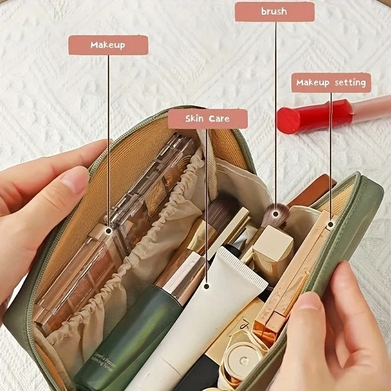 trousse de maquillage portable de voyage, trousse de rangement pour articles de toilette imprimée avec motif love, adaptée aux voyages, aux activités quotidiennes et aux activités de plein air