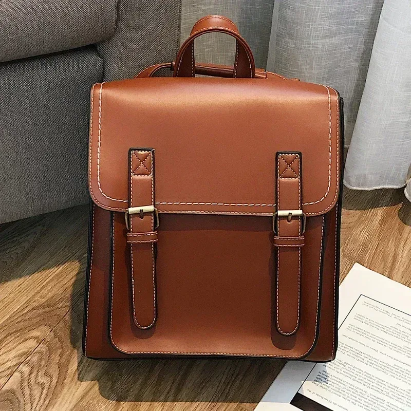 Nouveau solide doux compartiment intérieur sacs à dos 2026 offre spéciale décontracté rabat poche sacs pour femmes intérieur fermeture éclair poche sacs à dos
