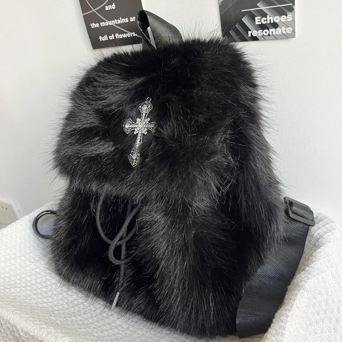 sac à dos en peluche noir y2k, design automne-hiver, sac à dos tendance pour filles, sacs à dos gothiques originaux