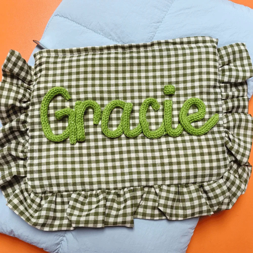 trousse de maquillage personnalisable à carreaux et volants avec nom, organiseur à carreaux vintage, trousse de toilette portable – un excellent cadeau pour les meilleures amies