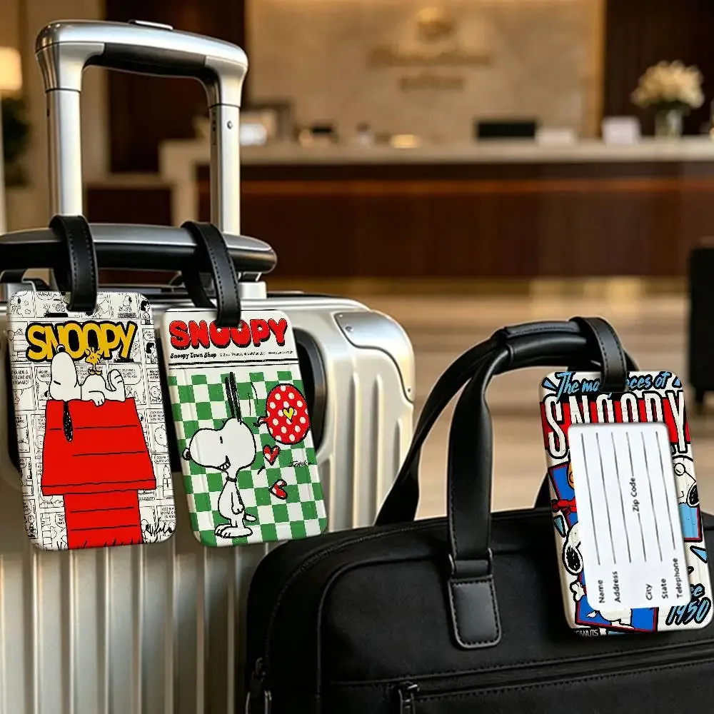 étiquette de bagage en pvc imperméable avec motif de dessin animé classique mignon s-snoopy, porte-carte d'information, identificateur anti-perte pour valise et sac à main