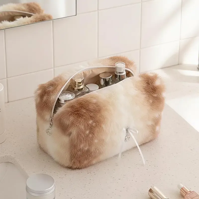 sac de rangement cosmétique en peluche douce à imprimé cerf, grande capacité, portable, pour voyage, soins de la peau, trousse de toilette, cadeau de vacances pour femmes