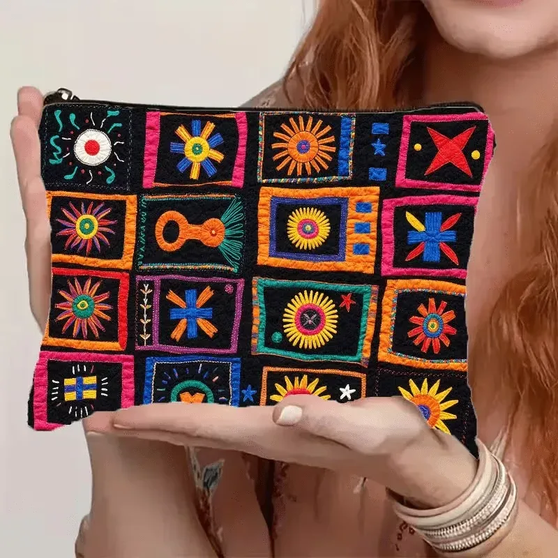 Sac brodé bohème orné de motifs solaires et étoilés de style art populaire, adapté aux hommes et aux femmes, trousse de maquillage pour les voyages