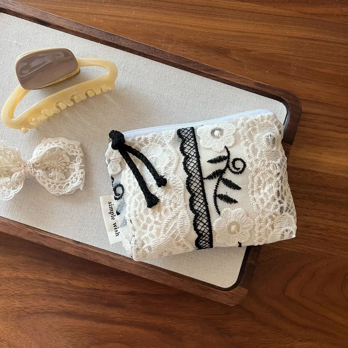 mini trousse de maquillage rétro en dentelle brodée, porte-monnaie à fermeture éclair, petit organisateur de cosmétiques, pochette pour serviettes hygiéniques, porte-cartes