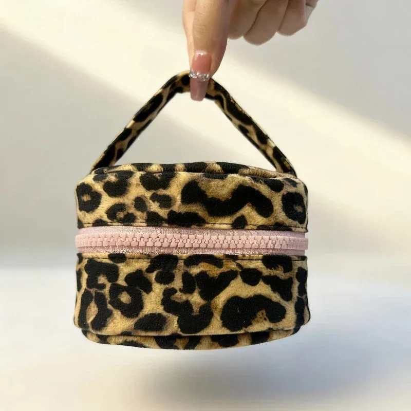 sac de rangement pour maquillage, pochette de rangement pour cosmétiques à imprimé léopard, trousse de toilette pour femme automne/hiver, sac à main léger, fermeture à glissière