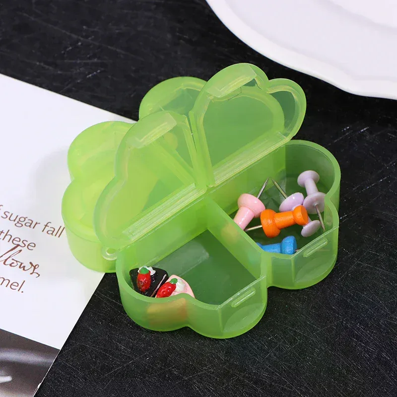 boîte de rangement pour pilules en plastique portable avec conception d'ouverture indépendante, trèfle à quatre feuilles, 4 grilles, organiseur de pilules, boîte de séparation de médicaments