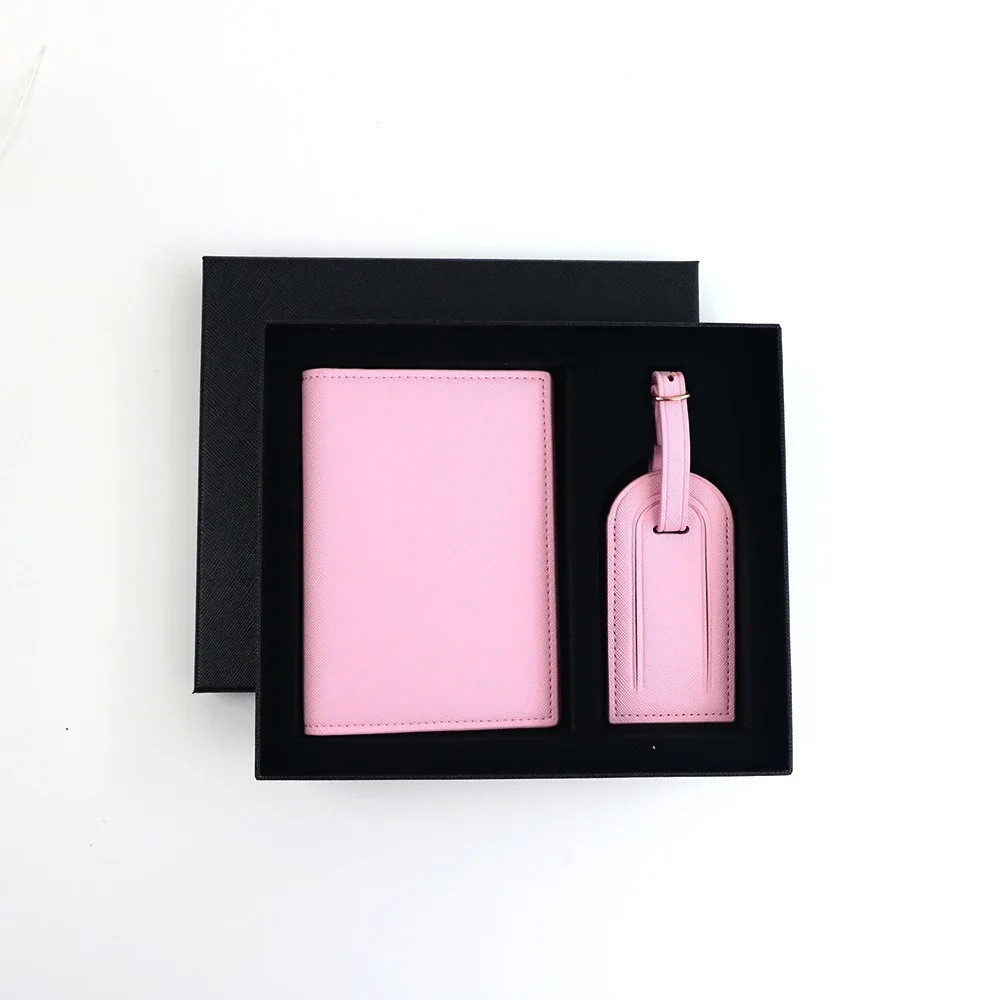 ensemble personnalisé avec nom, porte-passeport et étiquette de bagage en cuir pu safiano unisexe, coffret cadeau