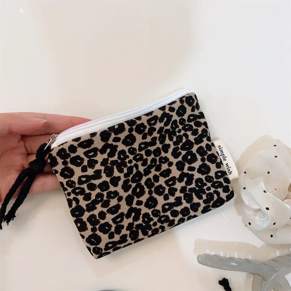 trousse de maquillage imprimée léopard, sac à cosmétiques rétro pour femmes, mode rouge à lèvres, écouteurs, rangement, porte-monnaie