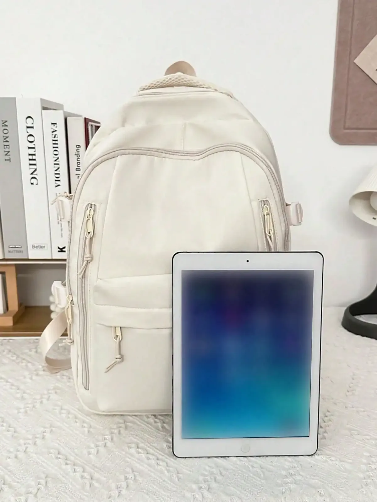 sac à dos en nylon léger, à la mode et décontracté, grande capacité, multi-compartiments, sac d'étudiant, sac de voyage, adapté à un usage quotidien