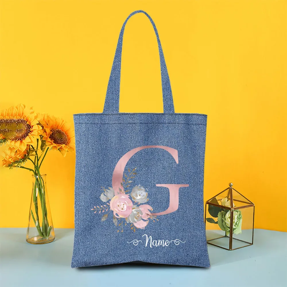 sac fourre-tout en denim personnalisé avec lettre avec nom, sac à main pour mariage, enterrement de vie de jeune fille, sacs de demoiselle d'honneur, sac à bandoulière de voyage, cadeau pour elle