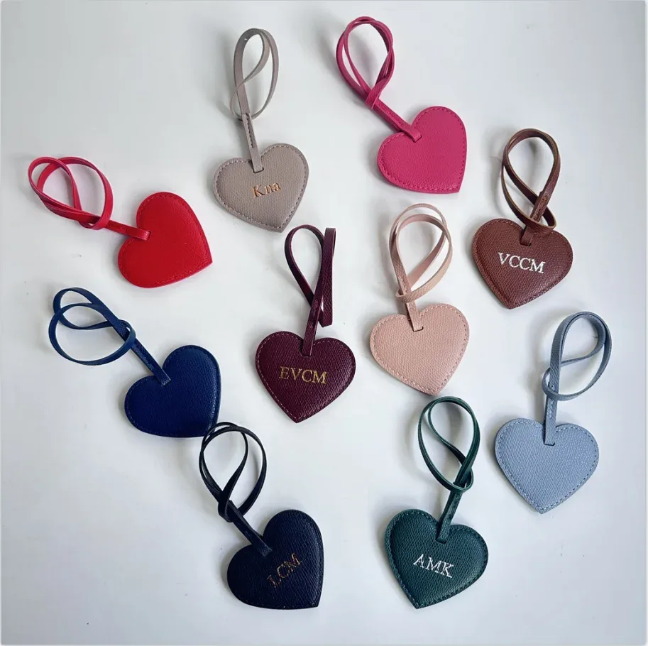 pendentif sac à main en cuir pu pêche personnalisé avec initiales gratuites pour femme, breloque porte-clés de haute qualité noir, cadeau pour l'école, décoration de sac à dos