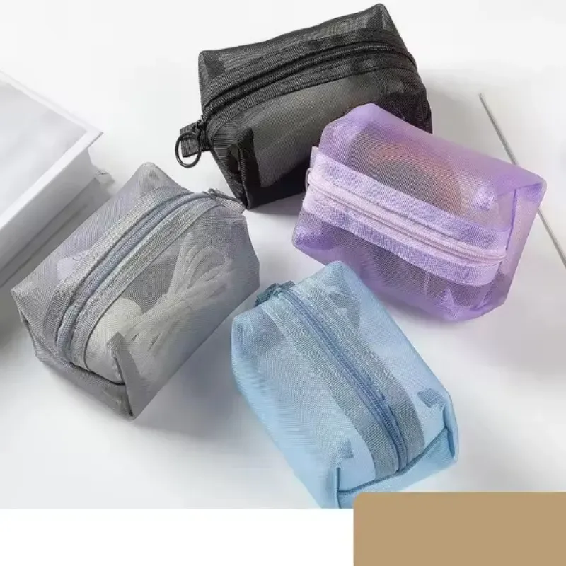 mini sacs cosmétiques en maille de nylon transparente, jolies petites pochettes pour femmes pour rouge à lèvres et maquillage, étui organisateur pour câbles de données, clés et écouteurs.