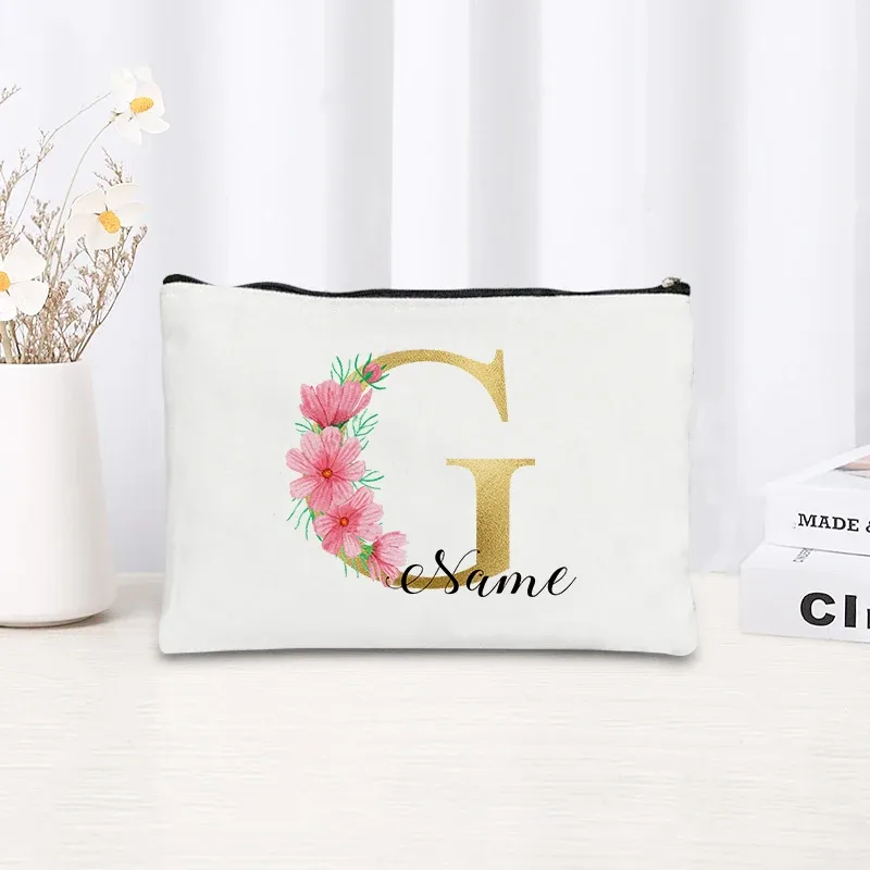 grande pochette zippée à motif floral rose et initiales dorées, organisateur d'essentiels de voyage en toile, trousse de maquillage pour enterrement de vie de jeune fille avec sac personnalisé avec nom.