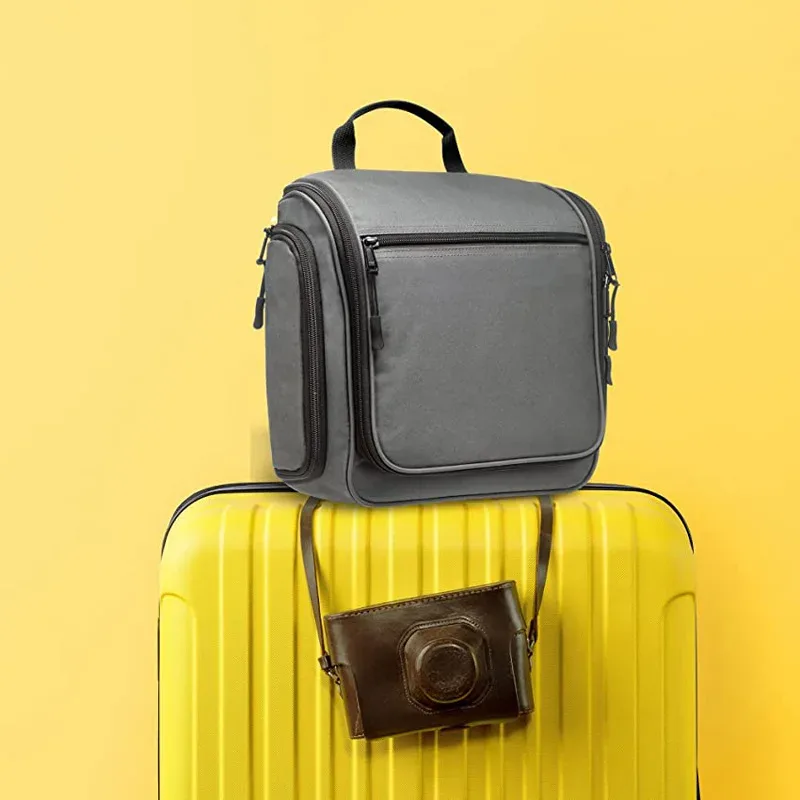 nouvelle trousse de toilette imperméable de grande capacité avec crochet, trousse de maquillage portable, trousse de toilette de voyage avec séparation humide et sèche