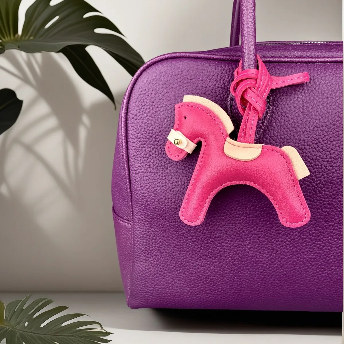 porte-clés en cuir pu fait main en forme de poney - adorable cheval avec museau détachable, décoration mignonne pour sac à dos, cadeau unique