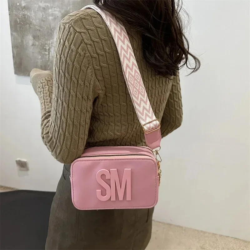 2026 steve madden sac à bandoulière polyvalent et tendance pour femme, petit sac couleur bonbon avec large sangle, sac pour appareil photo
