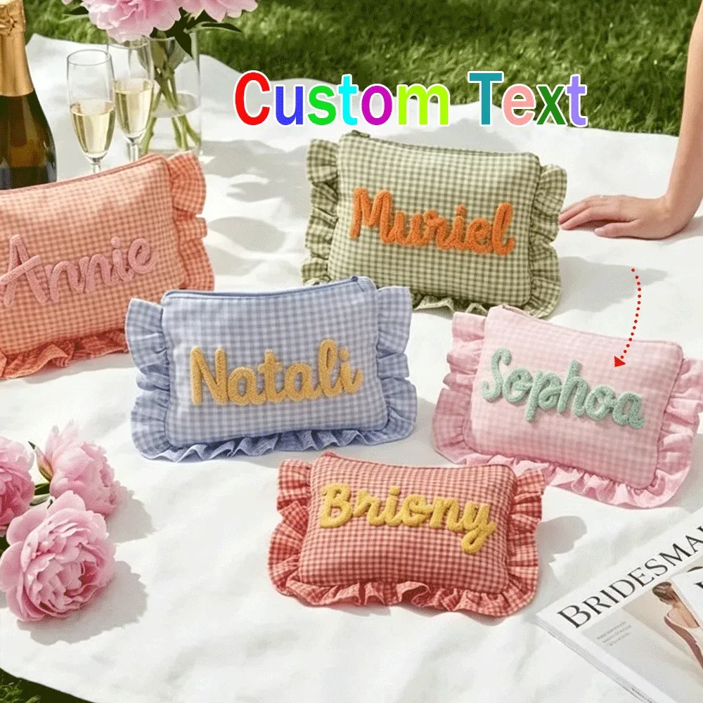 Trousse de maquillage personnalisable à carreaux et volants avec nom, organiseur à carreaux vintage, trousse de toilette portable – Un excellent cadeau pour les meilleures amies