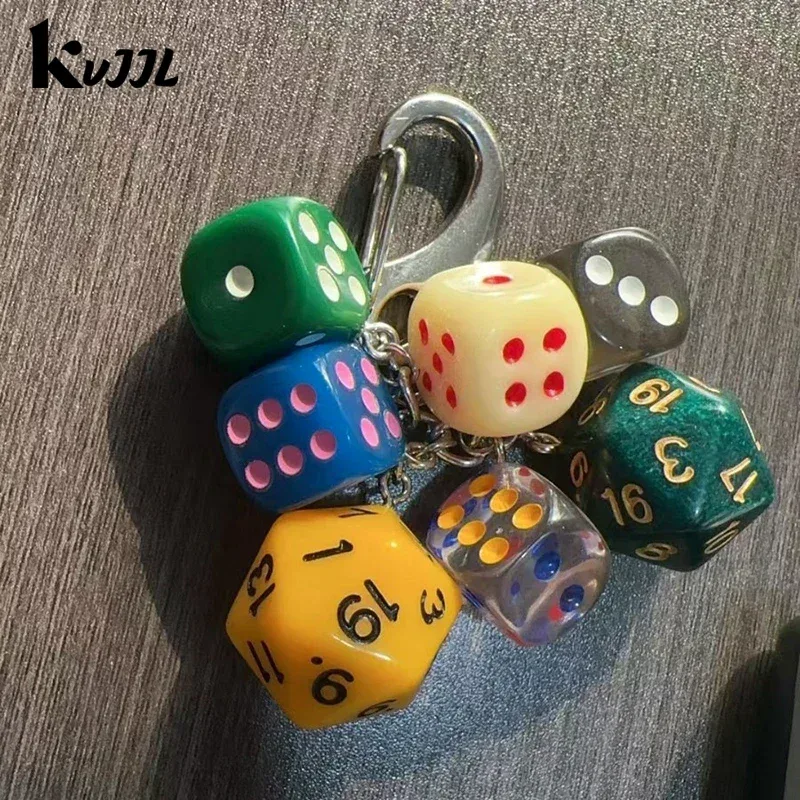 porte-clés dés irréguliers vintage, breloque de sac, personnalité y2k, boucle à nœud en fer en métal, nouveauté, sac à dos, accessoires de décoration, cadeau