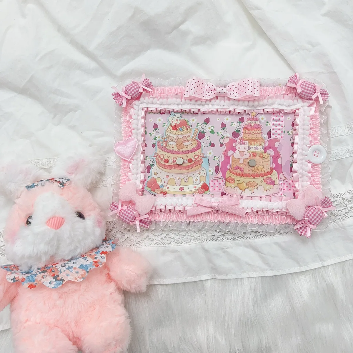 planche ita diy rose finie, style peluche mignon, organisateur de badges pour sac ita, accessoires itabag