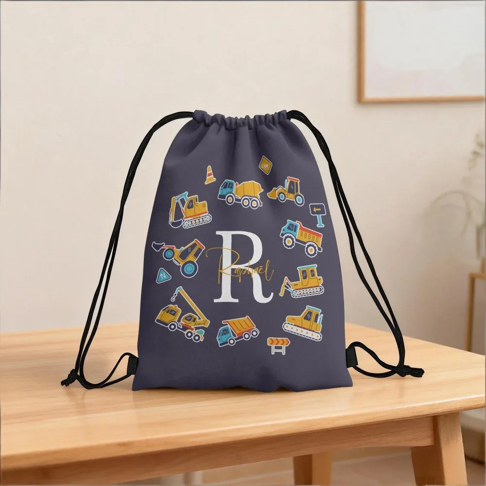 sac à cordon personnalisé avec initiales et nom (1 pièce) - texte/initiales personnalisés, camion de dessin animé, sacs de sport adaptés aux voyages, aux cadeaux de fête