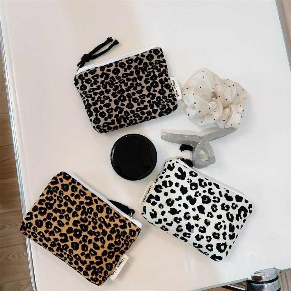 trousse de maquillage imprimée léopard, sac à cosmétiques rétro pour femmes, mode rouge à lèvres, écouteurs, rangement, porte-monnaie