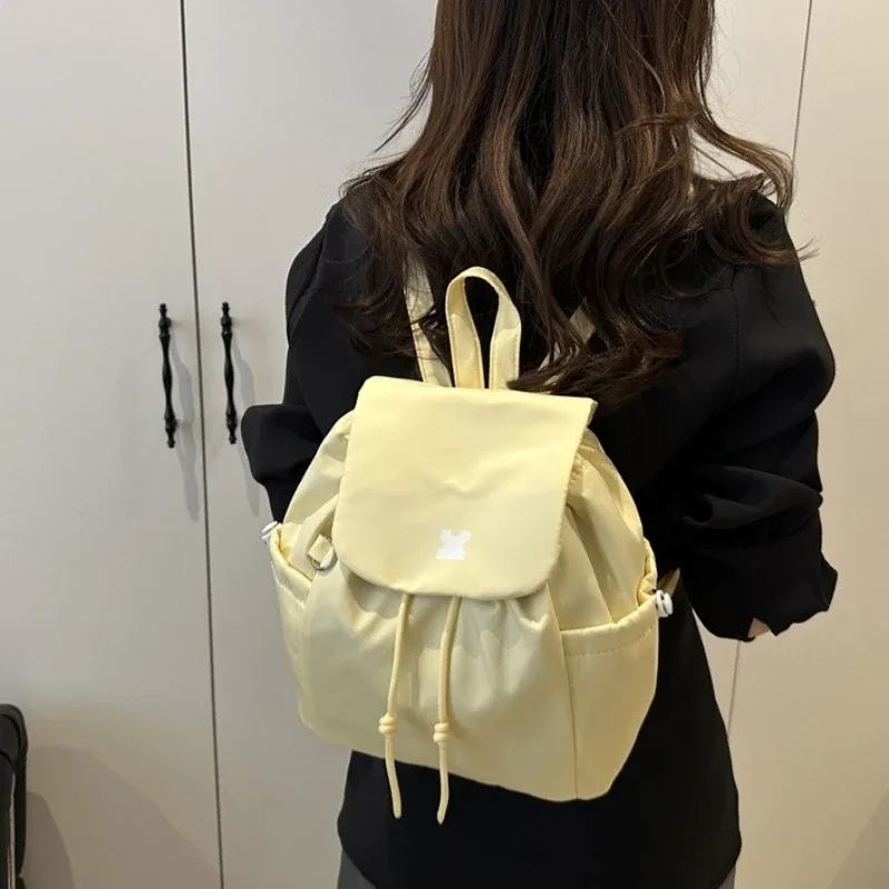 sac à dos à cordon de serrage tendance, petit sac à dos à rabat, sac à bandoulière décontracté avec bretelles réglables, sac à dos mignon pour l'école au quotidien