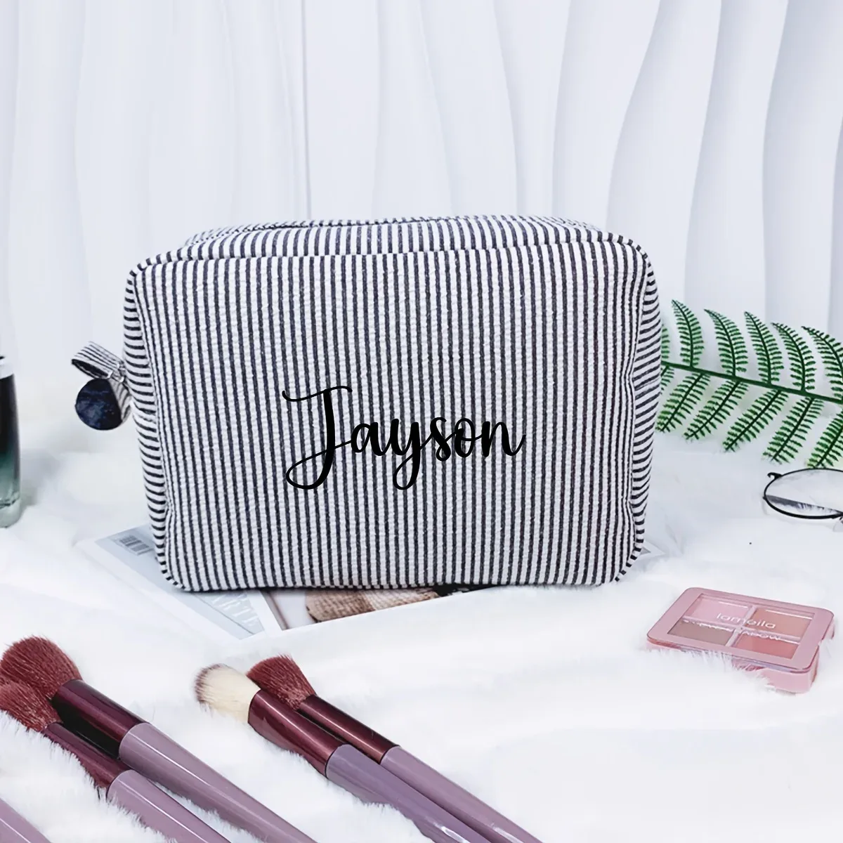 sac de maquillage brodé avec nom personnalisé, pochette à cosmétiques rayée, organisateur de toilette de voyage, trousse à crayons à fermeture éclair de grande capacité, cadeau pour femmes