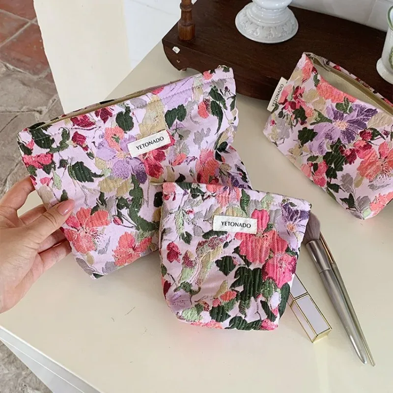 trousse de maquillage vintage à motifs floraux pour femme, pochette de voyage portable grande capacité, étui de rangement à fermeture éclair imprimé fleurs