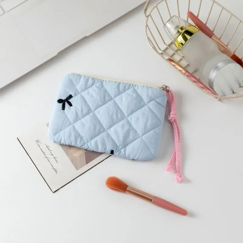 sac à cosmétiques avec nœud mignon, sac à cosmétiques à fermeture éclair pour femmes, petit étui de rangement pour rouge à lèvres, trousse de maquillage, sacs pour cartes de voyage pour dames