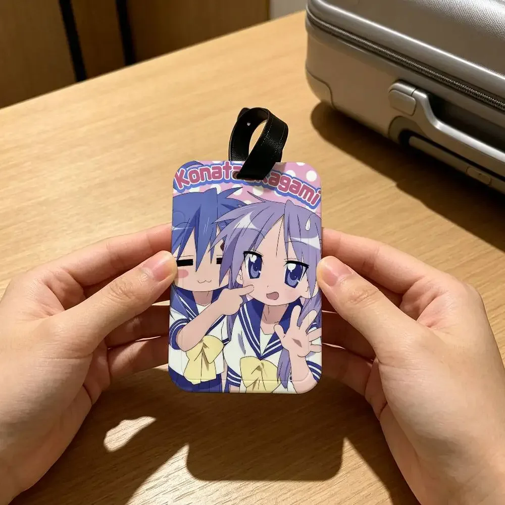 étiquette de bagage anti-perte anime lucky star en pvc, porte-carte d'identité, étiquette de nom pour voyage en plein air