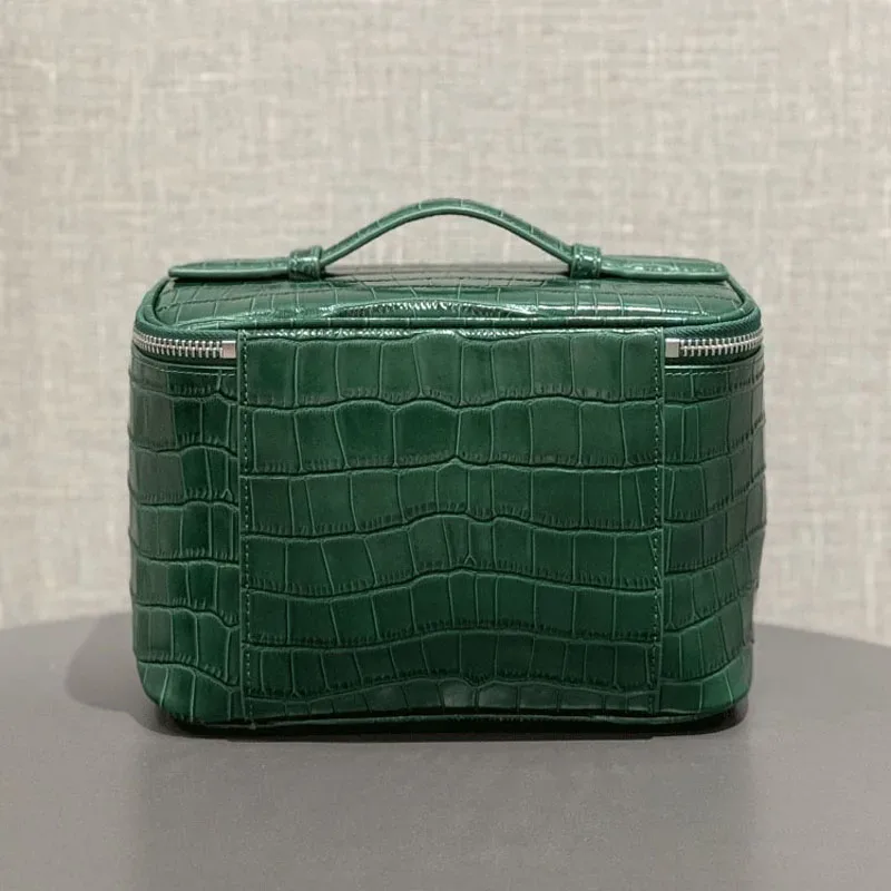 trousse de maquillage en cuir de vachette de première qualité à motif crocodile, trousse de toilette portable de voyage, aspect haut de gamme, grande capacité, rangement pratique.