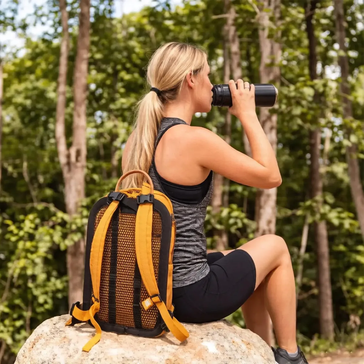 cadre d'entretoise respirant et réglable en maille universelle pour sac à dos, pour la circulation en extérieur, le cyclisme et la randonnée