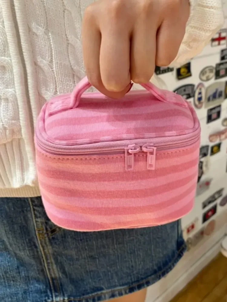 trousse de maquillage rose rayée pour femme, sac de voyage cosmétique portable vintage avec miroir et fermeture éclair, pochette de toilette mignonne et douce pour filles