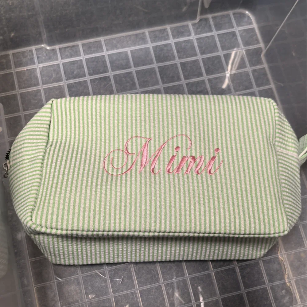 trousse à cosmétiques avec nom personnalisé, cadeau d'anniversaire pour femme, trousse de toilette de voyage, sac cadeau de mariée en coton avec nom brodé