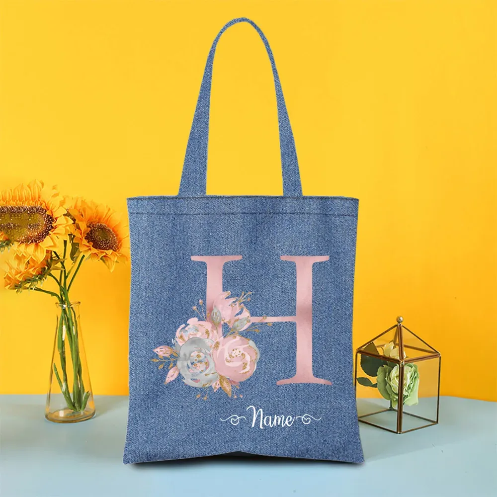 sac fourre-tout en denim personnalisé avec lettre avec nom, sac à main pour mariage, enterrement de vie de jeune fille, sacs de demoiselle d'honneur, sac à bandoulière de voyage, cadeau pour elle
