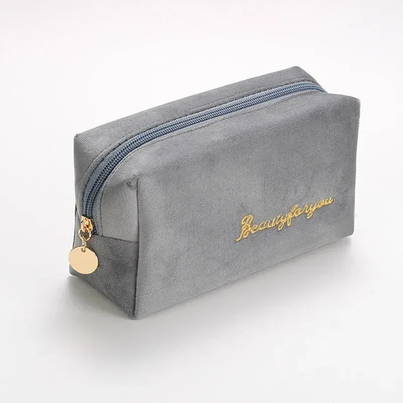 trousse de maquillage en peluche, trousse à cosmétiques pour femmes, grande trousse de toilette de voyage de couleur unie à fermeture éclair, pochette de lavage de beauté