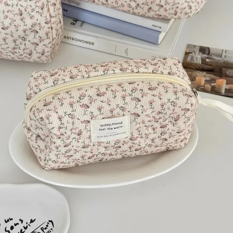 sacs à cosmétiques de grande capacité pour femmes, étuis décontractés pour dames, petit sac de rangement avec fermeture éclair, pochette de voyage, petits sacs à main